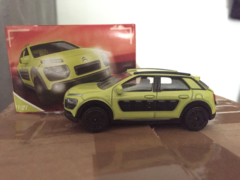 Citroen C4 Cactus with little catalogue booklet...
